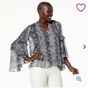 NEW!!! Womens Blouse With Bell Sleeves And Pearl Buttons,Sz 1X